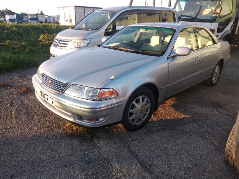 Автомобиль Toyota Mark II JZX100 1JZGE 1996 года в разбор