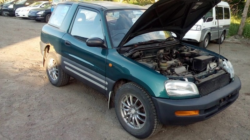 Автомобиль Toyota RAV4 SXA10 3SFE 1994 года в разбор