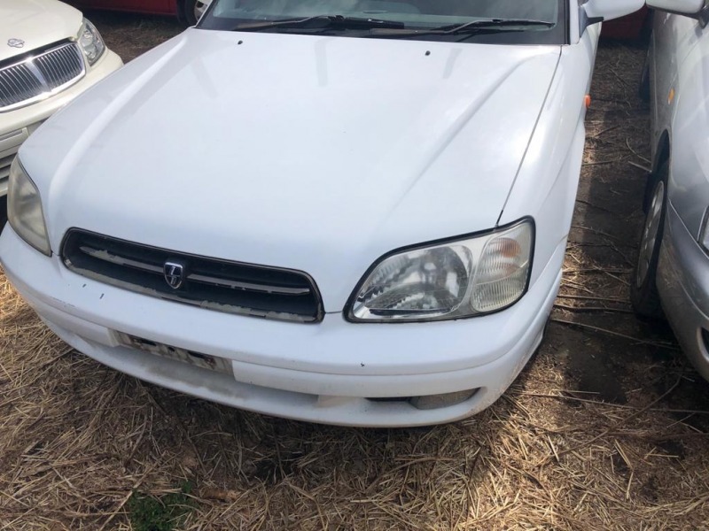 Автомобиль Subaru Legacy BH5 EJ201DXBVE 1999 года в разбор