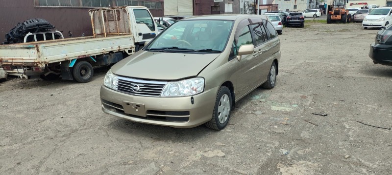 Автомобиль Nissan Liberty RNM12 QR20DE 2003 года в разбор