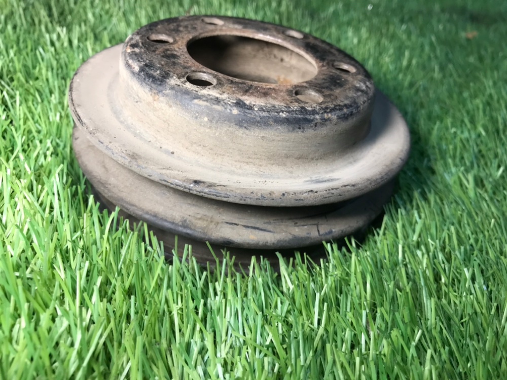 Шкив коленвала E34 1994 седан 2.5 Шкив коленвала E34 1994 седан 2.5