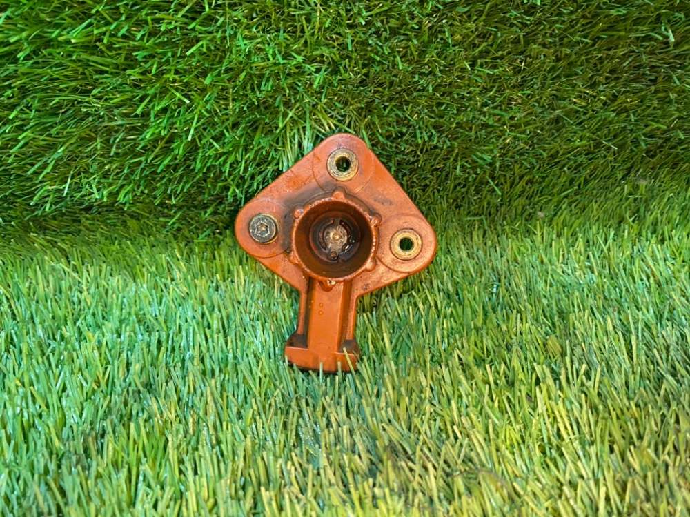 Бегунок распределителя зажигания BMW E32 1989 3.0 7004 Б/У