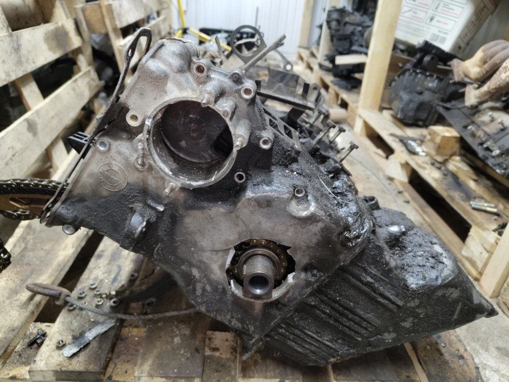 Блок цилиндров M50B20 безванос E34 1991 Седан 2.0