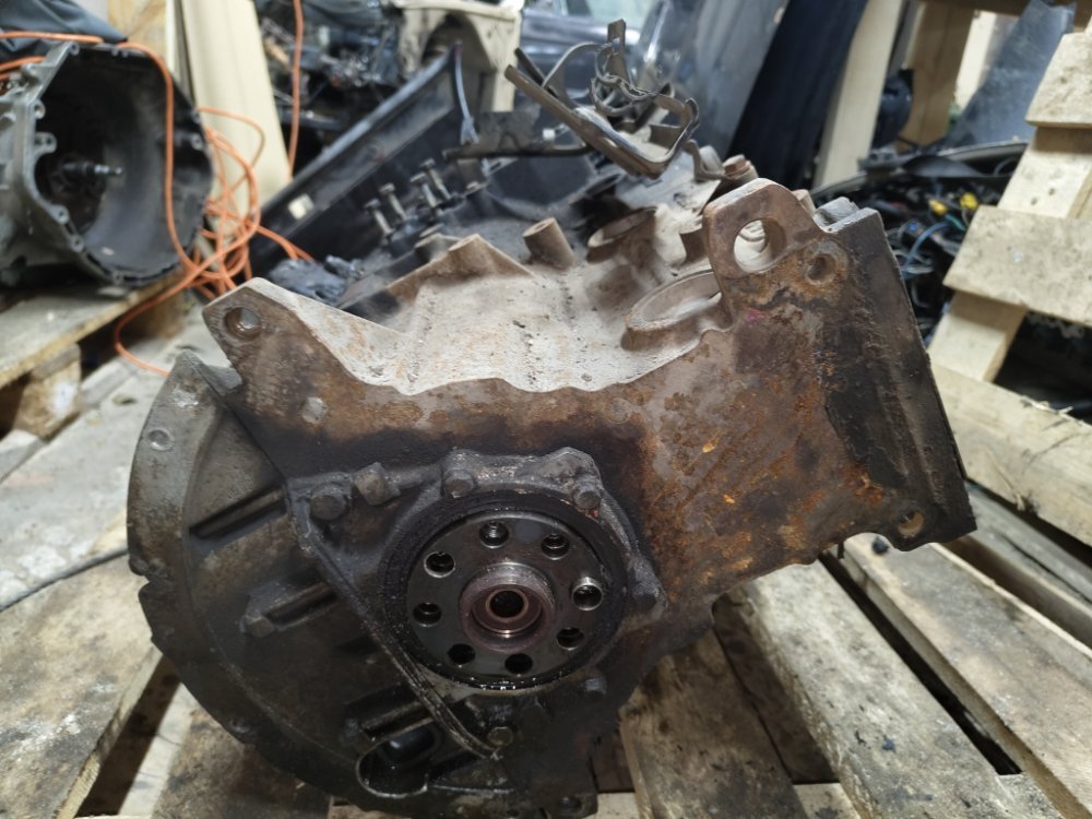 Блок цилиндров M50B20 безванос E34 1991 Седан 2.0