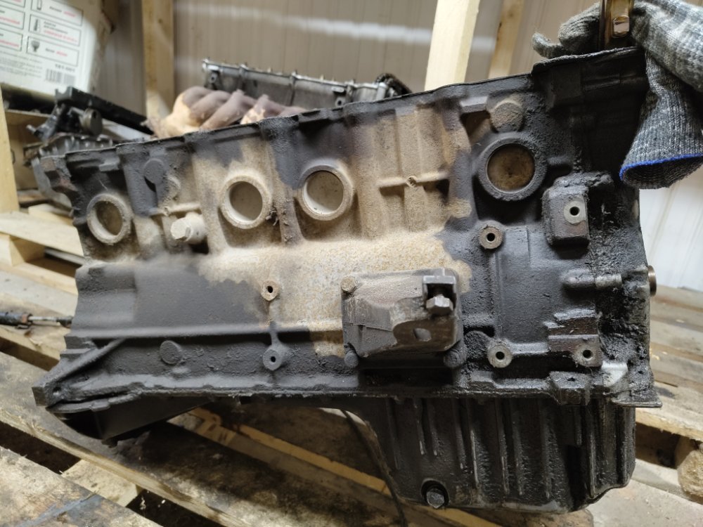 Блок цилиндров M50B20 безванос E34 1991 Седан 2.0