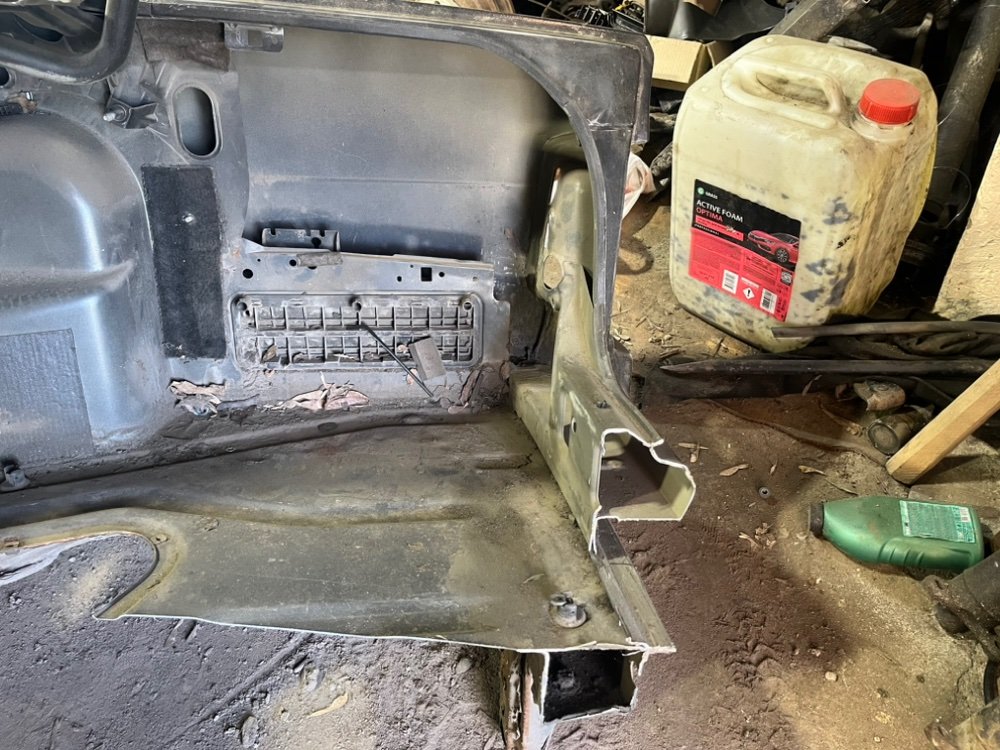 Крыло заднее правое заднее правое BMW E34 Седан 2.5