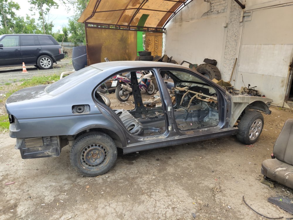 Кузов BMW E39 Седан 2.5