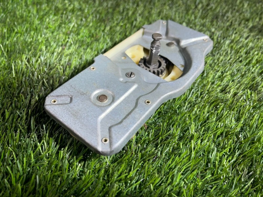 Механический редуктор люка BMW E34 Седан 2.0