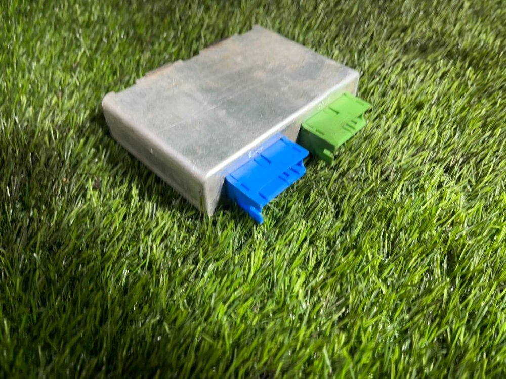 Блок комфорта CCM E32 1994 Седан 3.5 Блок комфорта CCM E32 1994 Седан 3.5