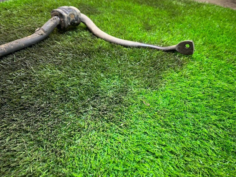 Стабилизатор поперечной устойчивости E34 1992 Седан 2.5 Стабилизатор поперечной устойчивости E34 1992 Седан 2.5