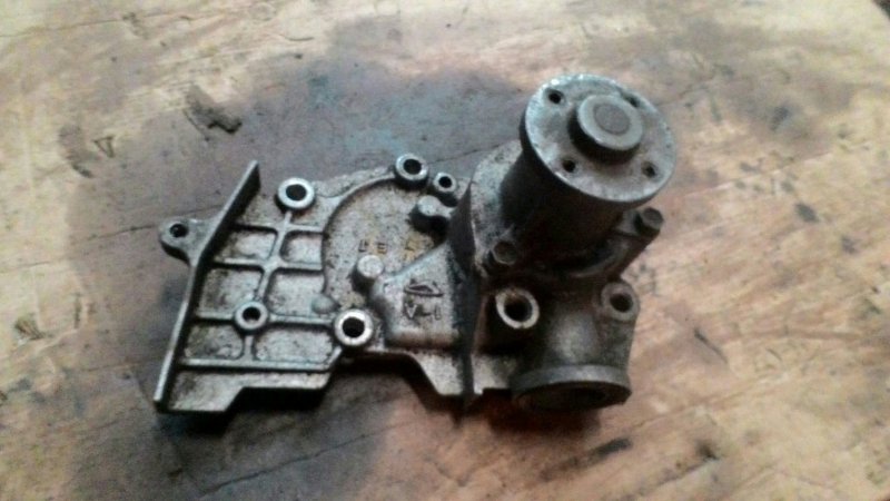 Помпа Daihatsu EF Помпа Daihatsu EF