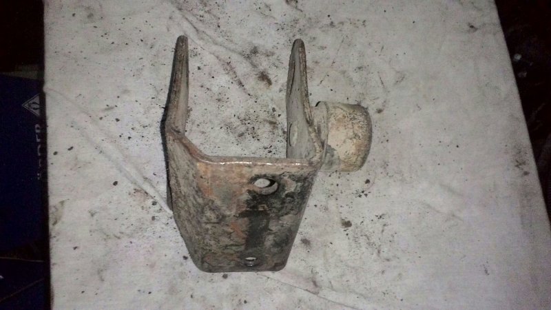 Кронштейн Toyota Кронштейн Toyota