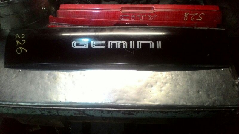 Фальшпанель Isuzu Gemini Фальшпанель Isuzu Gemini