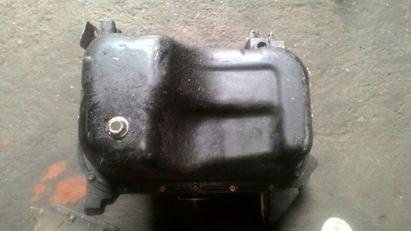 Поддон двигателя Daihatsu EF Поддон двигателя Daihatsu EF