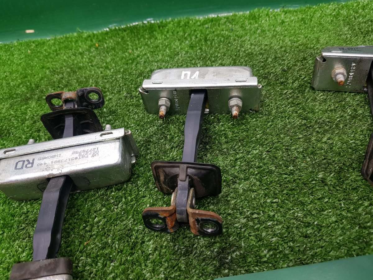 Ограничители дверей 2008 9-3 B207R