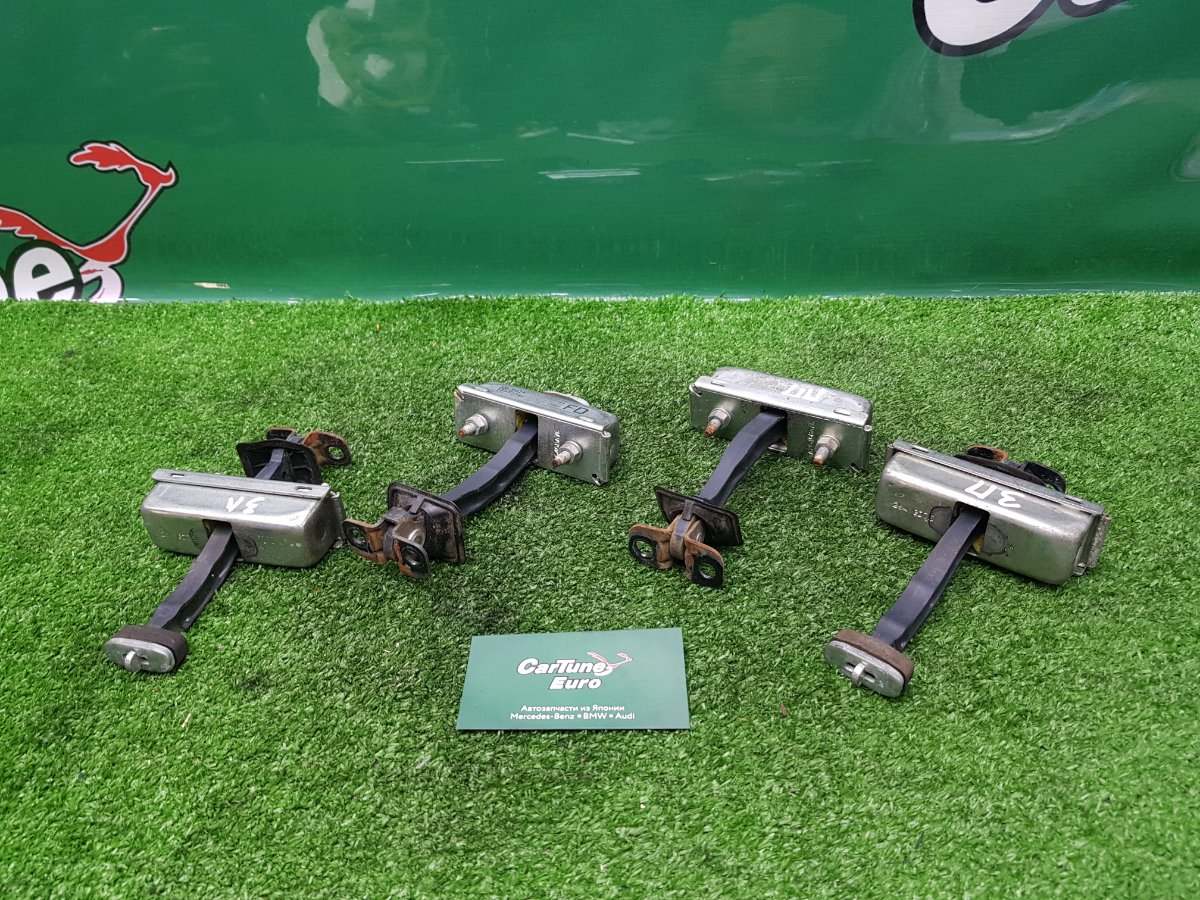 Ограничители дверей 2008 9-3 B207R