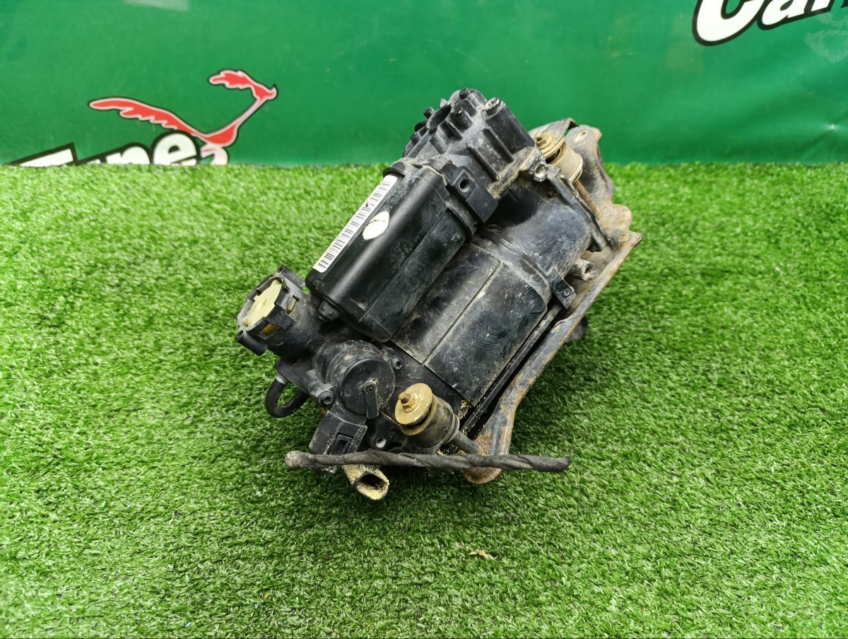 Компрессор пневмоподвески S 2001 W220 M112.944
