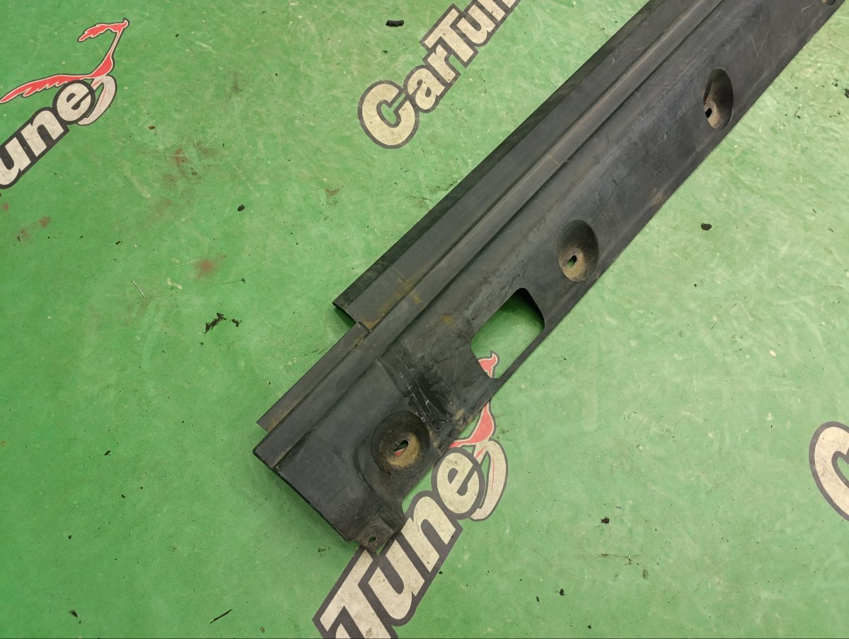 Накладка порога левая Land Rover Range Rover Voque 3 M62 B44 4.4 V8