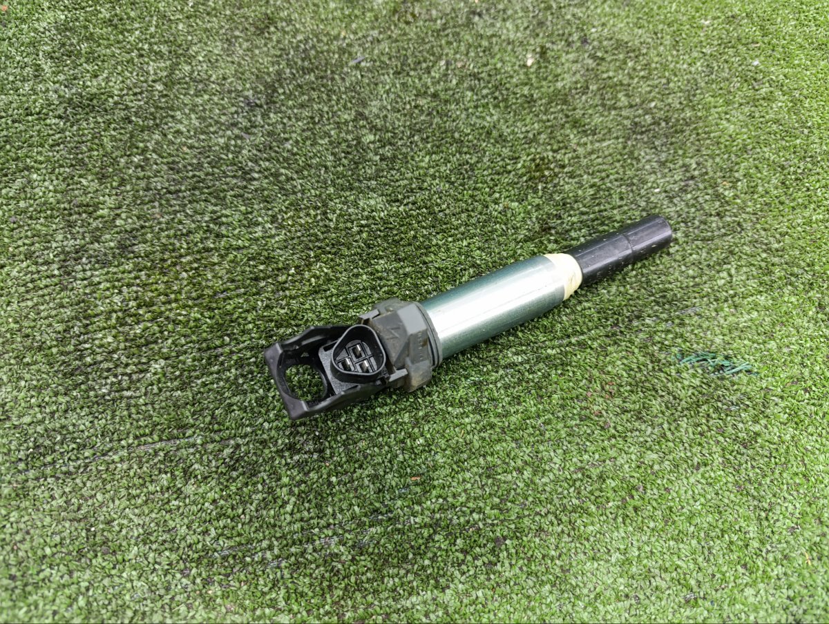 Катушка зажигания X5 2007 E70 N52B30AF