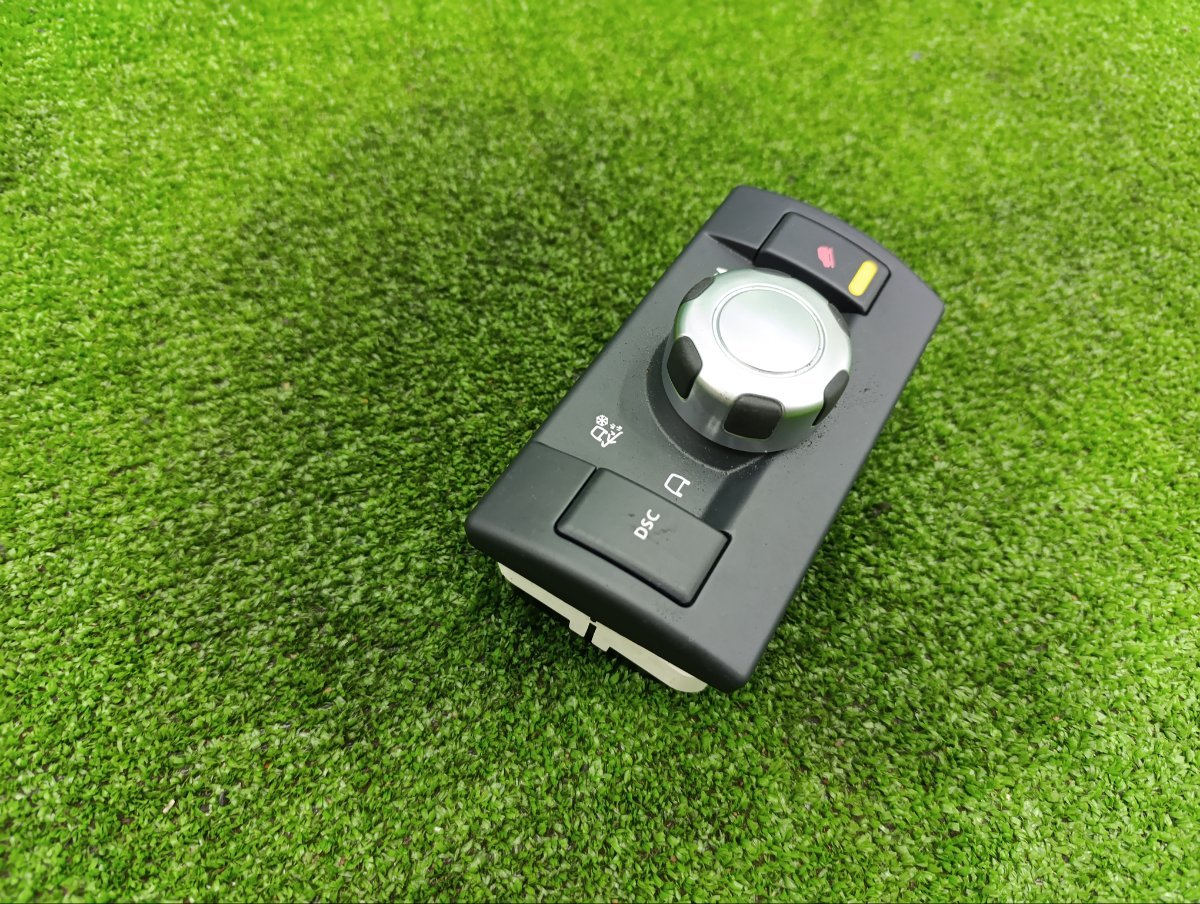 Блок кнопок Land Rover FREELANDER L359 B632S Блок кнопок Land Rover FREELANDER L359 B632S