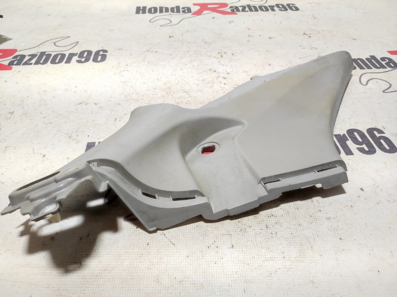 Накладка стойки задняя левая Honda Civic 2007 5D 8 FK r18a2 84181SMGE02ZB контрактная