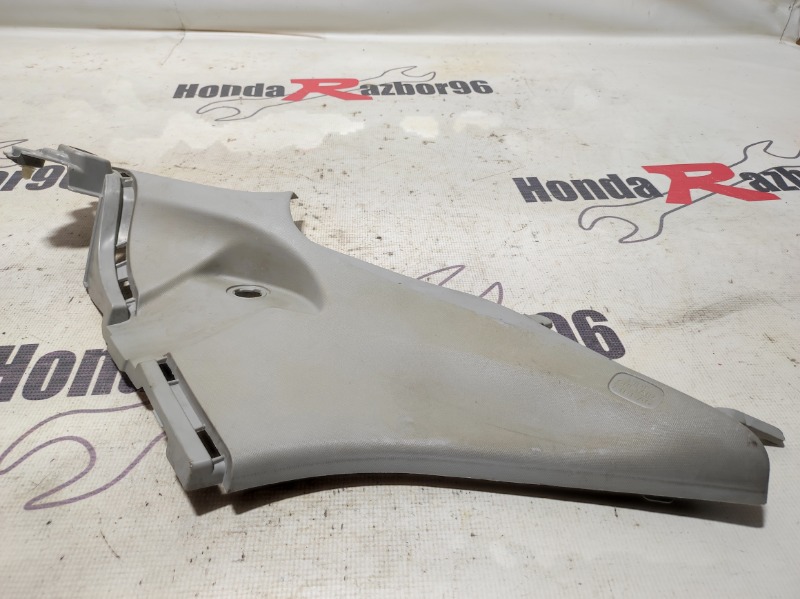Накладка стойки задняя левая Honda Civic 5D 8 FK r18a2