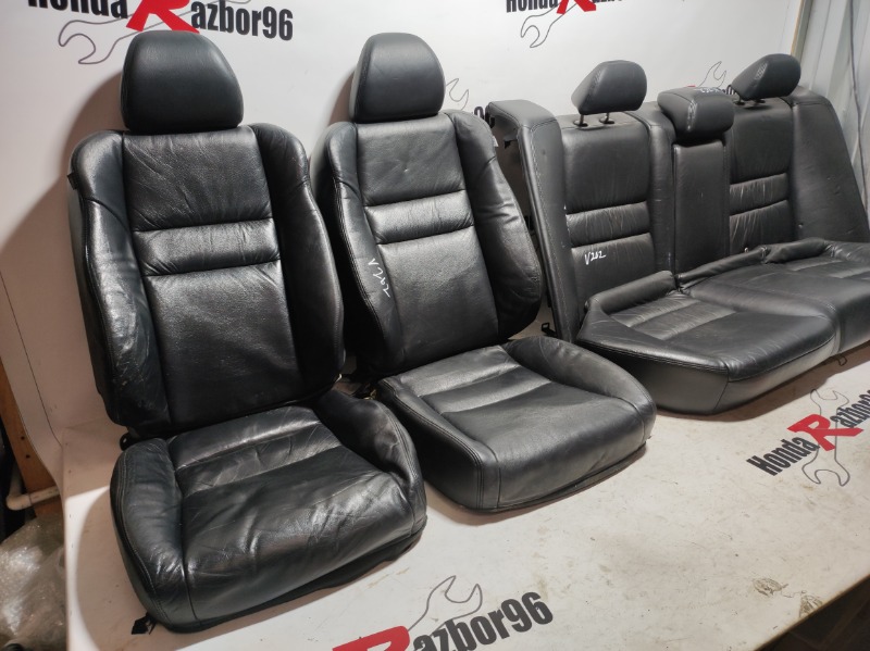 Сиденья Комплект Honda Accord 7 cl9 K24A3