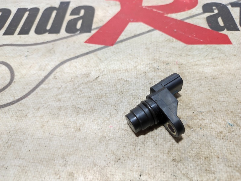 Датчик положения распредвала Honda Civic 4D FD3 LDA2