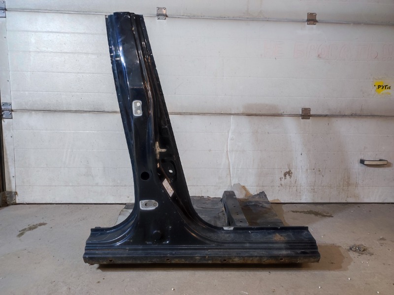Средняя стойка кузова правая Honda Stream 2000 RN1 D17A 04635-S7A-416ZZ контрактная