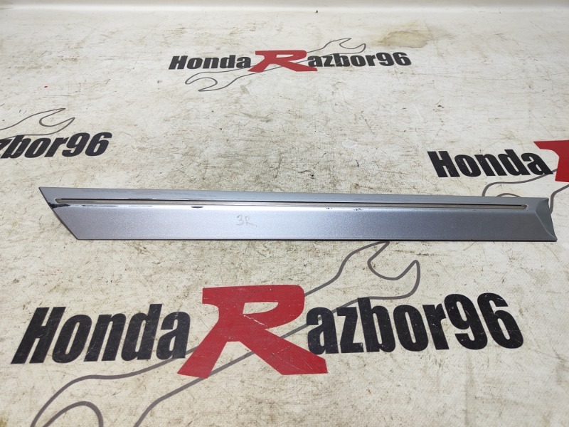 Молдинг на дверь задний правый Honda Civic 2008 4D FD3 LDA2 75303SNBT01ZH контрактная