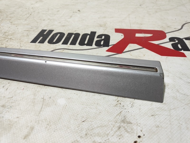 Молдинг на дверь передний левый Civic 2008 4D FD3 LDA2