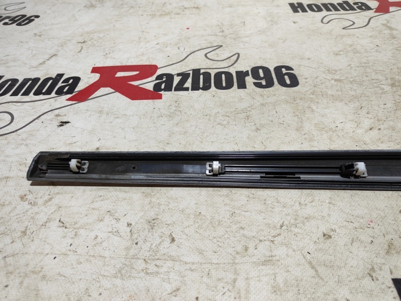 Молдинг на дверь передний левый Civic 2008 4D FD3 LDA2