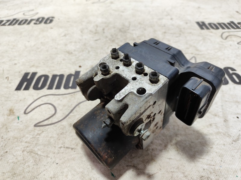 Блок abs RAV4 2007 XA30 1AZ-FE