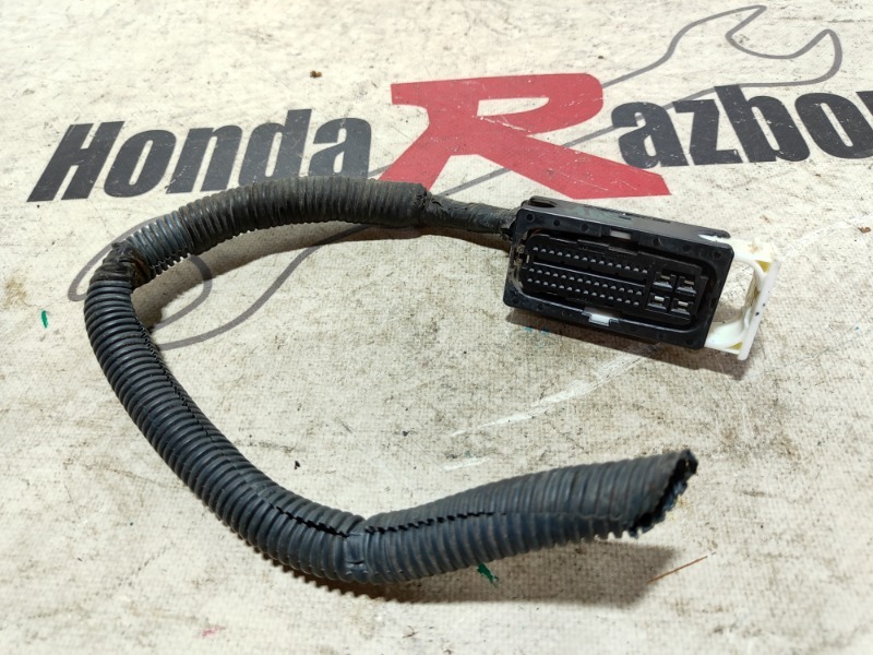 Фишка RAV4 2007 XA30 1AZ-FE