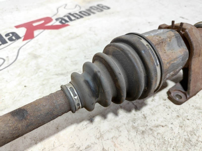 Привод передний правый RAV4 2007 XA30 1AZ-FE