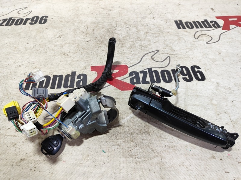 Замок зажигания Toyota RAV4 2007 XA30 1AZ-FE 8978342020 контрактная