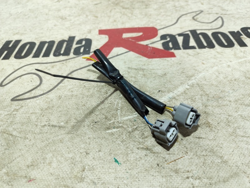 Фишка фары RAV4 2007 XA30 1AZ-FE