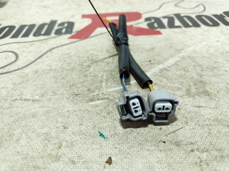 Фишка фары RAV4 2007 XA30 1AZ-FE