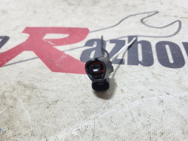 Фишка фары Toyota RAV4 XA30 1AZ-FE