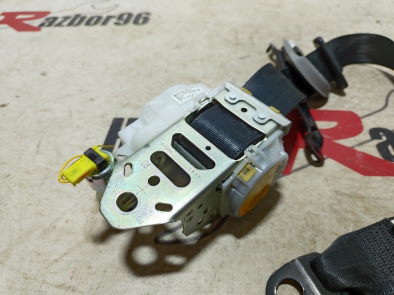 Ремень безопасности передний левый RAV4 2007 XA30 1AZ-FE