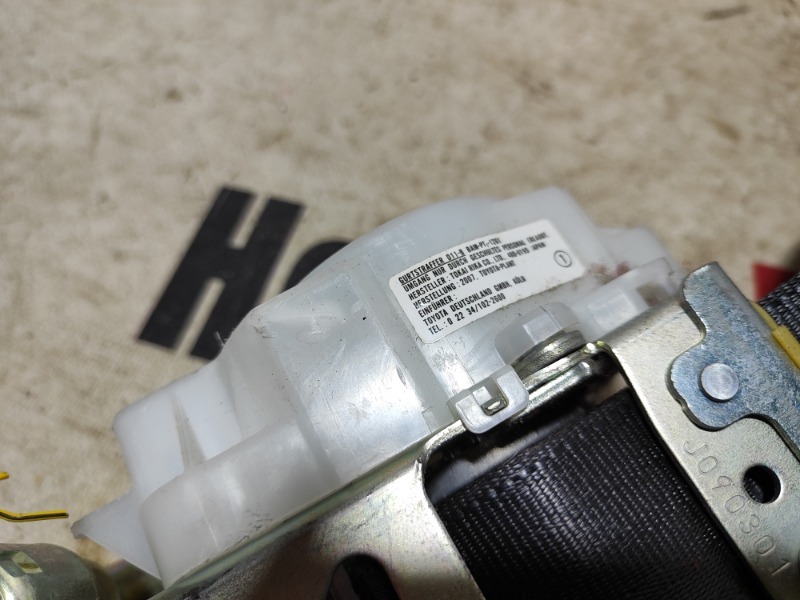 Ремень безопасности передний левый RAV4 2007 XA30 1AZ-FE