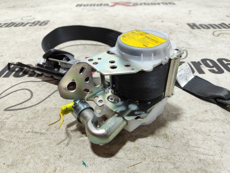 Ремень безопасности передний правый RAV4 2007 XA30 1AZ-FE