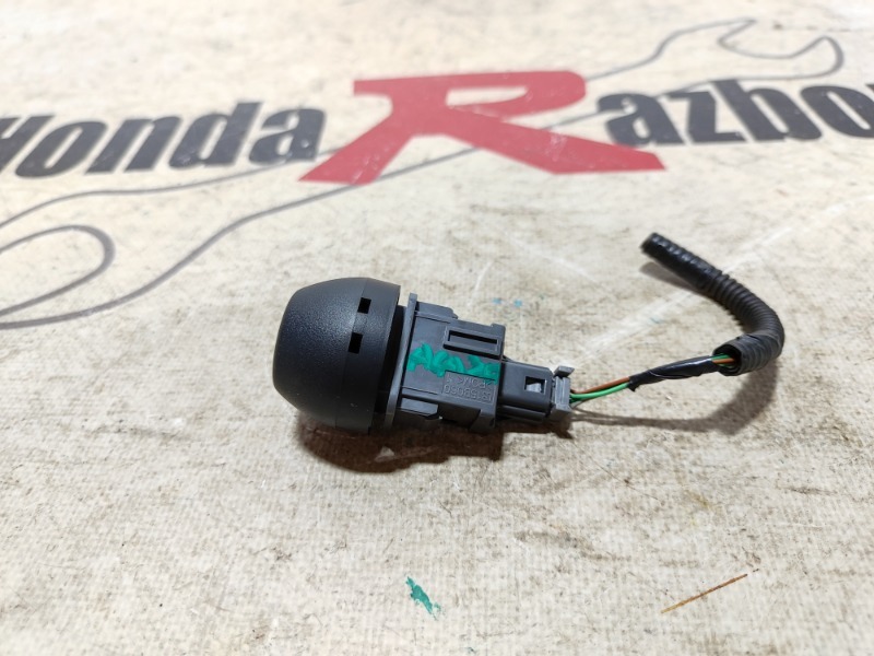 Кнопка аварийной сигнализации RAV4 2007 XA30 1AZ-FE