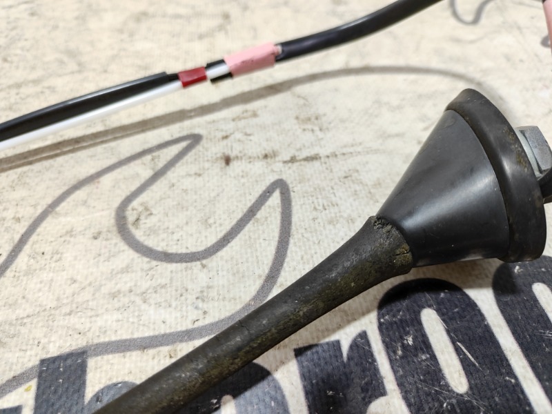 Антенна RAV4 2007 XA30 1AZ-FE