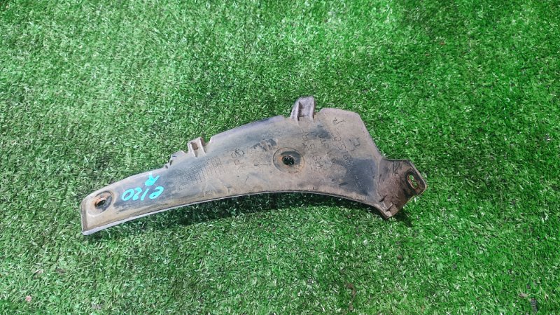 Брызговик передний правый Toyota Corolla E120 76915-02020 контрактная