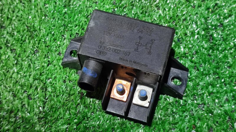 Реле аккумулятора Mercedes E-Class W211 A0025426419 контрактная