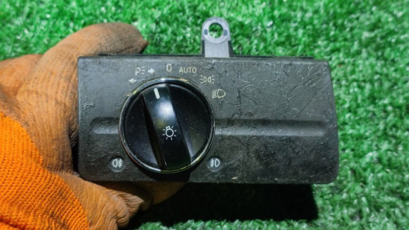 Переключатель света фар Mercedes E-Class W211 A2115450704 контрактная