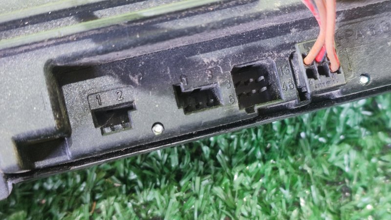 Блок кнопок на центральной консоли C-Class W203 Блок кнопок на центральной консоли C-Class W203