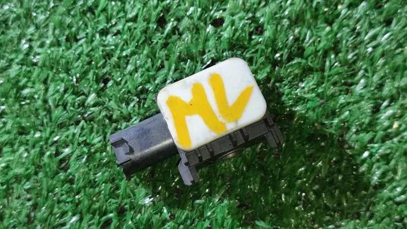 Датчик AIRBAG Mercedes M-Class ML W164 A0038202826 контрактная