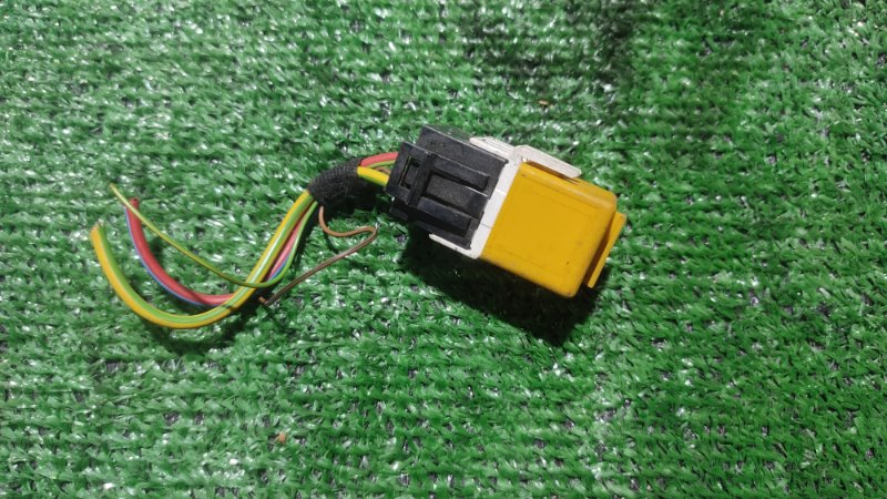 Реле BMW 3 E46 61368366282 контрактная